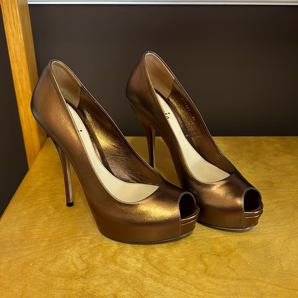 Lightly Worn Gucci Napa Silk, Light Bronze, 36